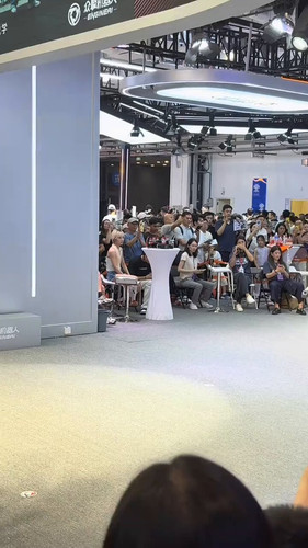 e CvgO2R7ru2e8Ze.jpg