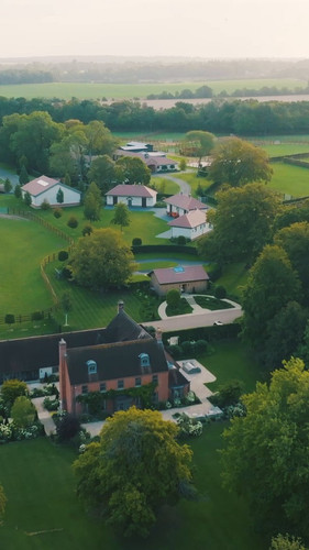 dQO MWBBKLAXXM0m.jpg