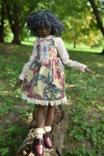 Suha Balancing on Log Full Size