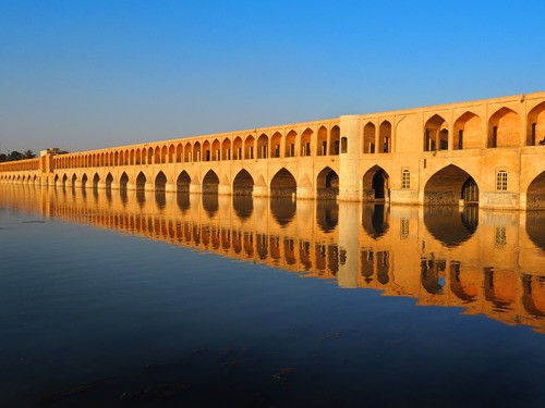 531409572 1178137497683045 7120619262521713652 n.jpg? nc cat=105&ccb=1 7& nc sid=127cfc& nc ohc=zZyr.jpg