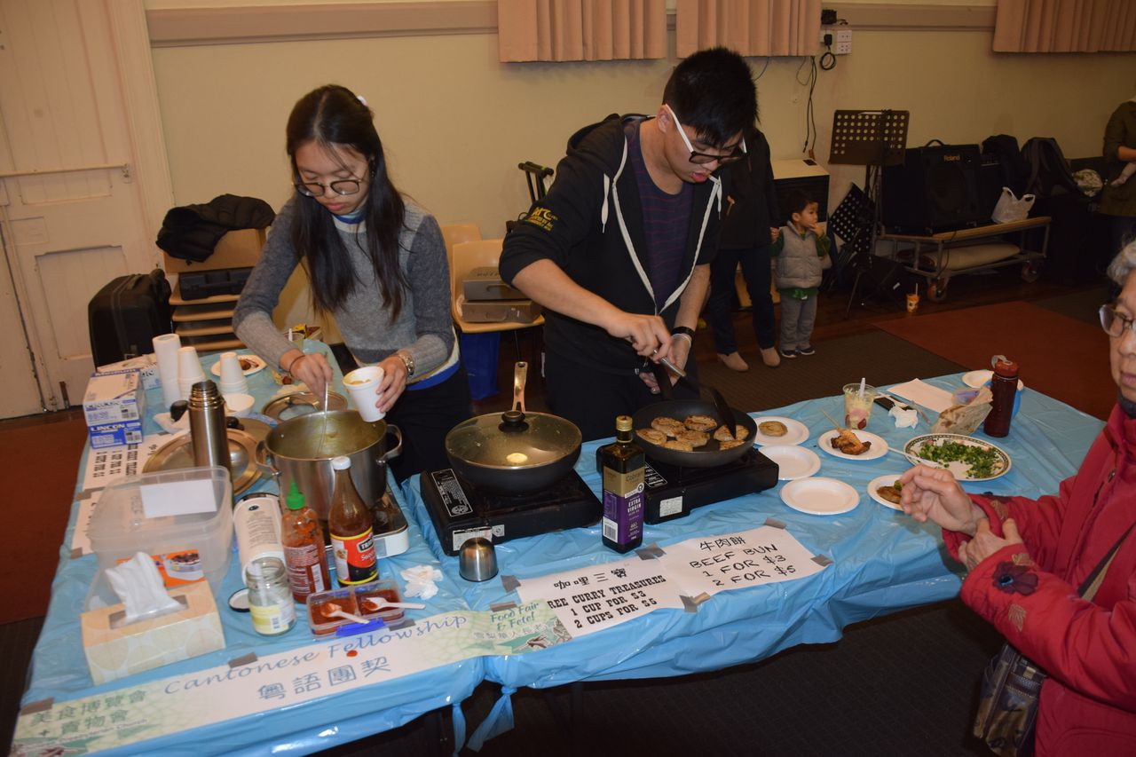 美味食物攤位的特寫