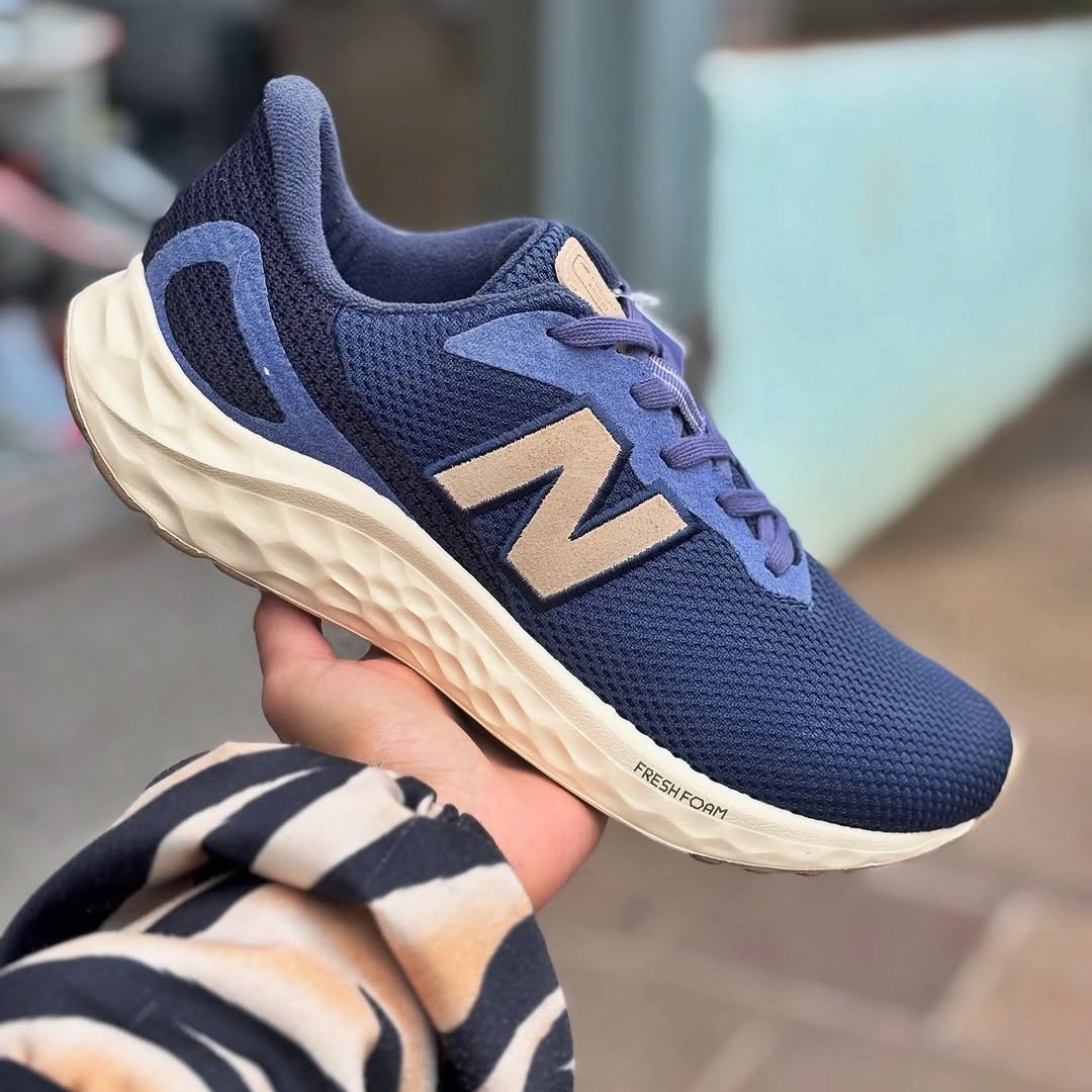 Tênis New Balance Fresh Foam Arishiv4 Masculino
