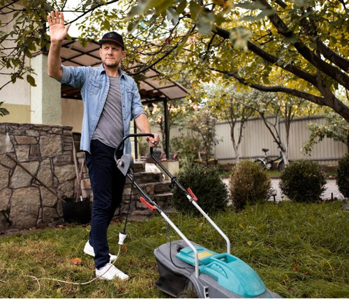 lawn mowing2 (1).jpg