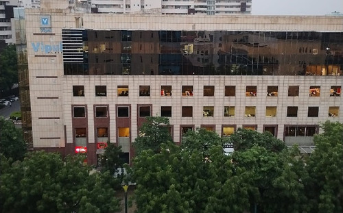 Prime Commercial Space for Rent in Vipul Plaza, Gurgaon - Perfect for Your Business.jpg