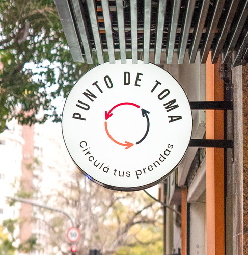 Banner Custom 931x955 01.jpg