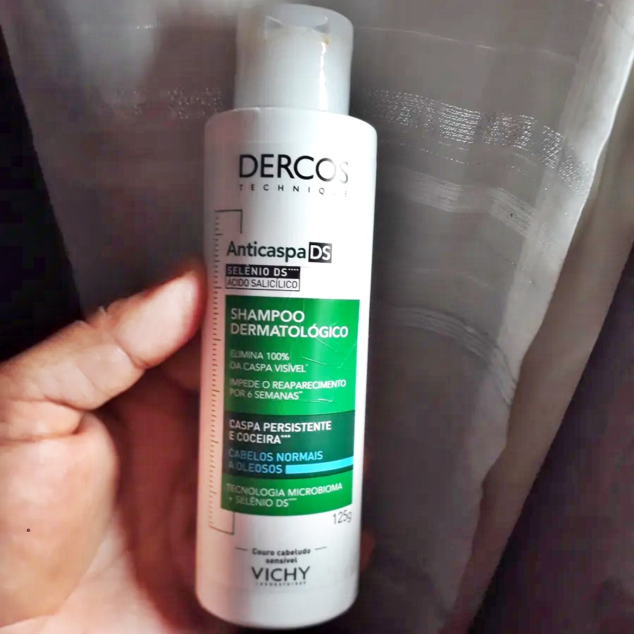 Shampoo Anticaspa Cabelos Normais a Oleosos Dercos Vichy 200g