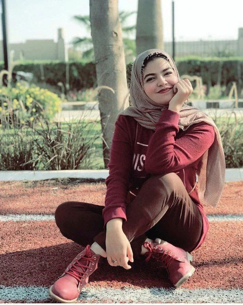 البوم نودز نار فرسة 27 سنة بس ايه فرسة وعايزة خيال التعليقات تعجبني هنزلكم ليها اكتر FTmDPv1