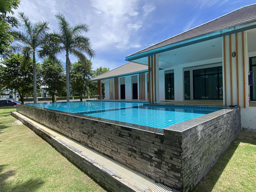 ffe58401 aedb 41d0 a94a 5dbe04c838ff.jpg