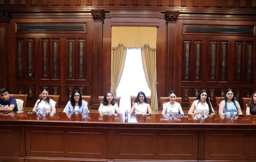 525483211 18078177673938138 8385781013052860277 n.jpg?stp=dst jpg s600x600 tt6& nc cat=104&ccb=1 7& .jpg