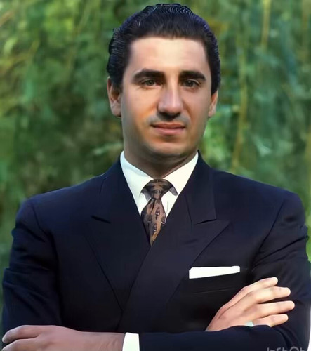 HyyQKq6 8cgr4rG1.jpg