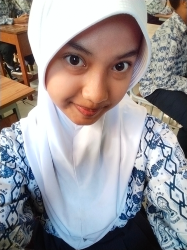 NISRINA HAFSAH SYADZA_9G.png