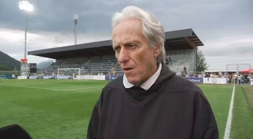 CbiT3OperPSUY 6z.jpg