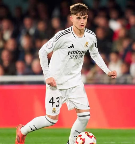 526137046 1052867143726503 1532173925037718858 n.jpg?stp=dst jpg p180x540 tt6& nc cat=109&ccb=1 7& n.jpg