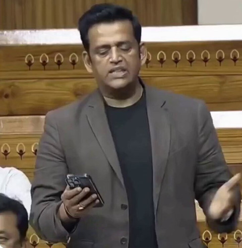 6Bu Msdm egpg6Ti.jpg