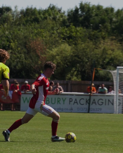 SxIHOaHrsFJ f7PA.jpg