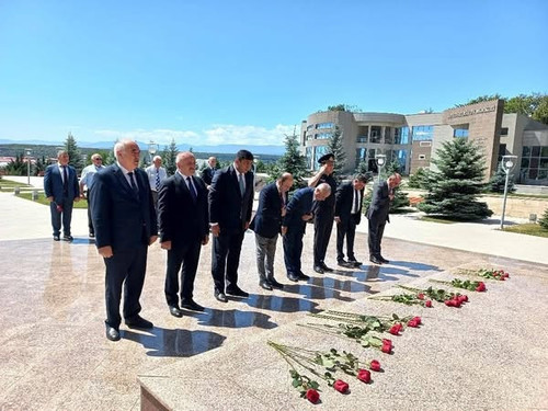 520405925 17917517076128683 2661283134183572021 n.jpg?stp=dst jpg s600x600 tt6& nc cat=111&ccb=1 7& .jpg