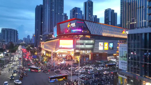 FR0CzsvKrnOkcM S.jpg