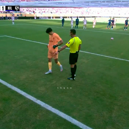 r2 PXYjAzPn8RRUM.jpg