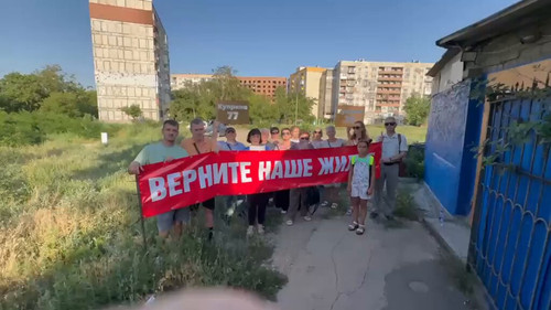 IEYW yiHCsOc8YAM.jpg