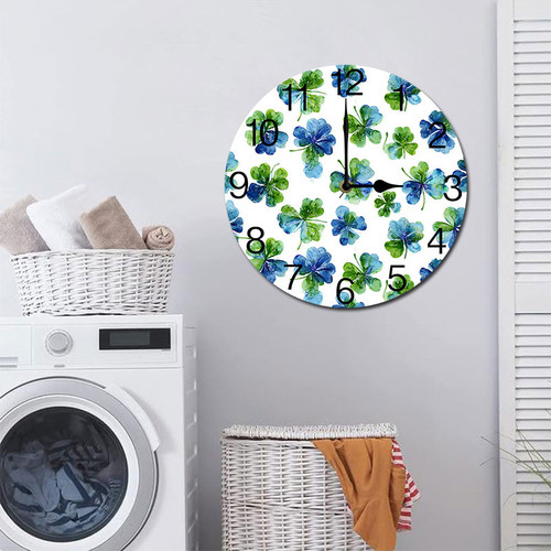 Clover on Green Irish Shamrock Field St Patricks Day 003 07.jpg