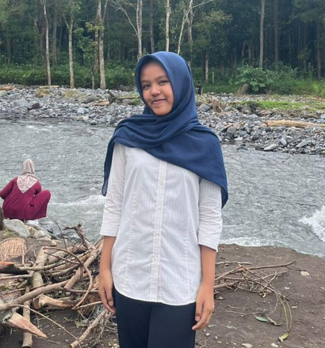 39 Widia Sasilawati.jpg