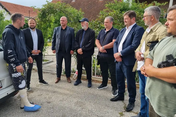 Opština Pljevlja uputila novčanu pomoć porodici iz sela Cerovac