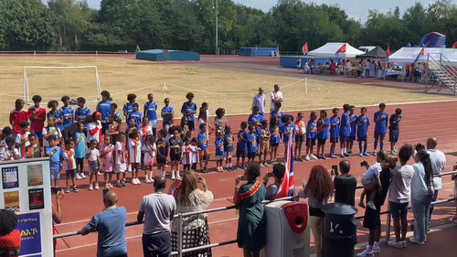 VD38z5rSn4iu7 fx.jpg