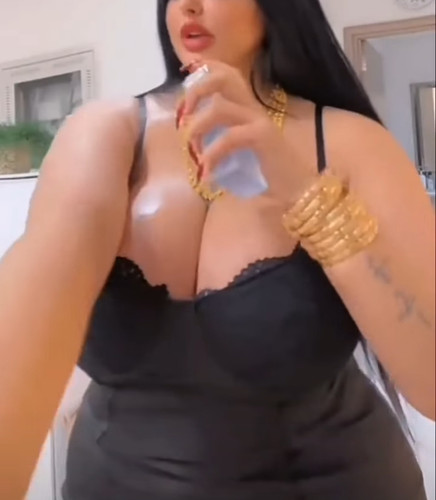 البلوجر شيماء علام FVOzeHl.md