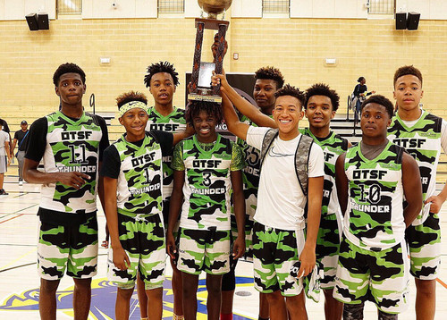 Indihoops: Elevate Your Volleyball Game.jpg