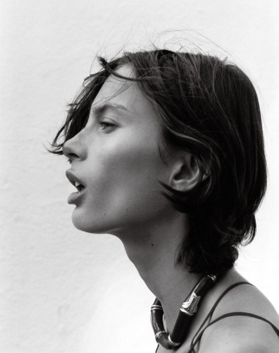 Lulu Wood by Carly Dame Vogue Czech July 2025 by Carly Same 7.jpg