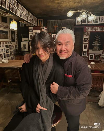 Camera XHS 17525244493301040g00831inj45kegs005ooi2a1lbm3s4smkh90.jpg