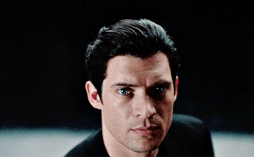 tumblr 8371afbb6b61c2b94537a5ceb74c0040 ffbc49ad 640.gif