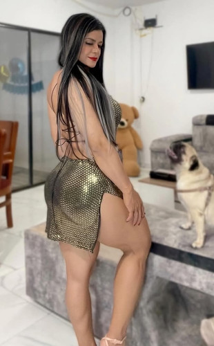 تشكيلة نار من صور مسربة من موبايلات أصحابها FWsoqCl.md