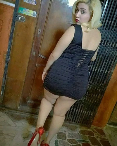 تشكيلة نار من صور مسربة من موبايلات أصحابها FWsxhOu.md