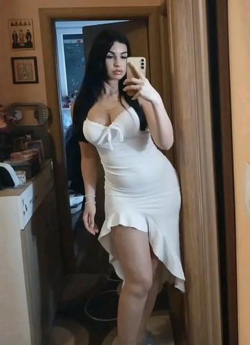 تشكيلة نار من صور مسربة من موبايلات أصحابها FWsxnov.md