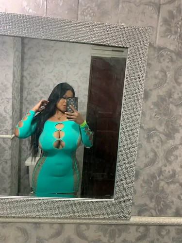 تشكيلة نار من صور مسربة من موبايلات أصحابها FWsxvfV.md