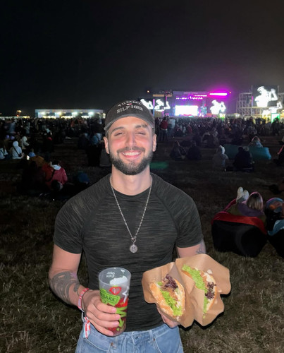 FWx43F9.md.jpg
