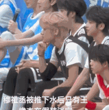 2462392910.gif