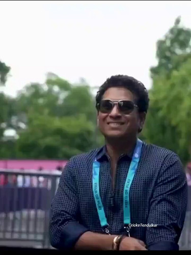sdoNGitJ73EXnHTJ.jpg