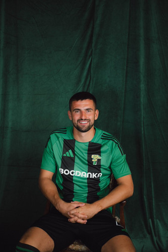GwACvRFWgAAGO25.jpg