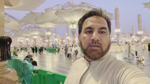 ZNxXDuOwacaf6TBH.jpg