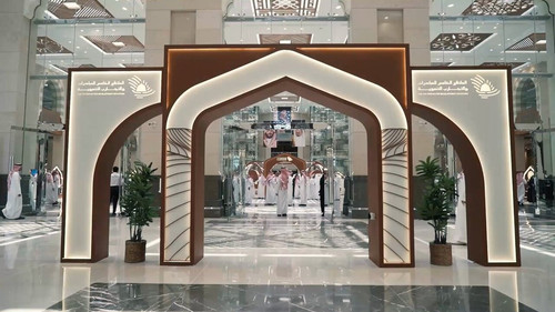 Y7BFAx6qZrdEAqZe.jpg