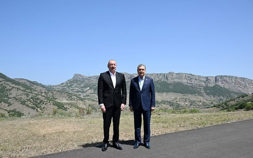 519879377 122217656648146263 2620533408160304062 n.jpg?stp=dst jpg s600x600 tt6& nc cat=108&ccb=1 7&.jpg