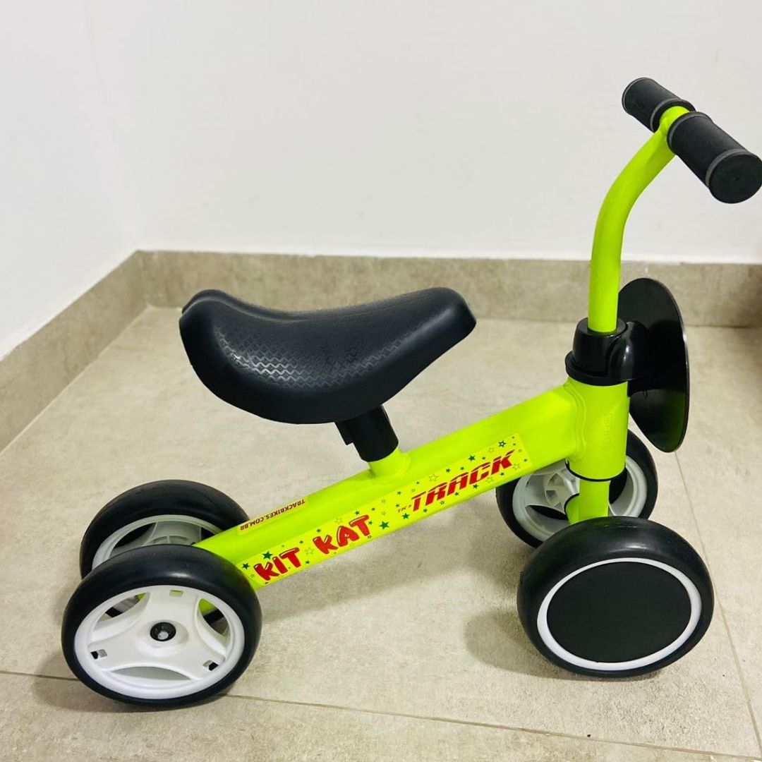 Bicicleta Infantil Balance Bike sem Pedal Kit Kat Track Bikes Amarelo Neon
