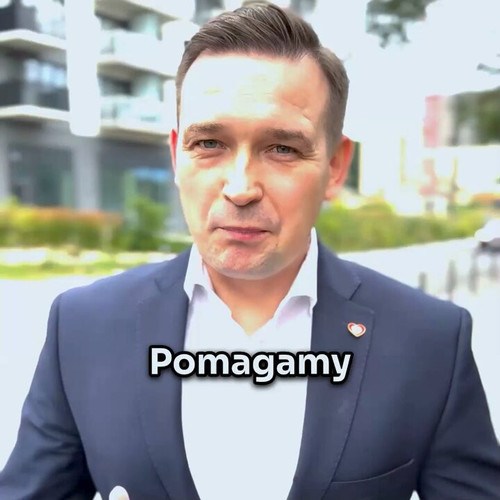 AmoEp1dcWZnbwaIb.jpg