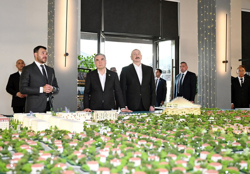 Gv rjHUWgAEgFzV.jpg