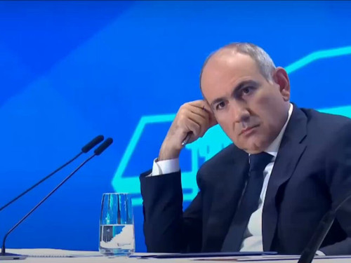 SV FEzx4SE5Ri1en.jpg