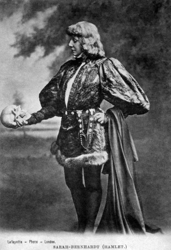 Gv bedCXUAASiPL.jpg