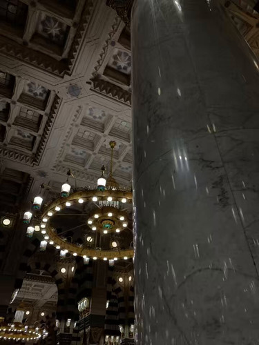 RT3 UHnhA4mPfIqr.jpg