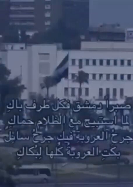eYTzIDZyaPdwhQZl.jpg